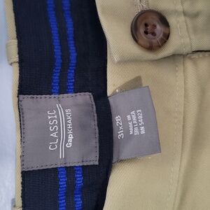 Men's GAP Khaki Chino Pants - Size 31x28 RN 54023